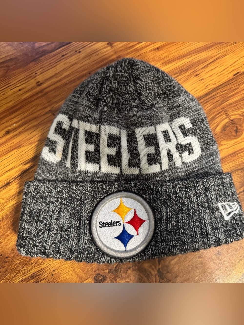 New Era Kids Pittsburgh Steelers Gray Knit Cuffed Beanie with Logo
